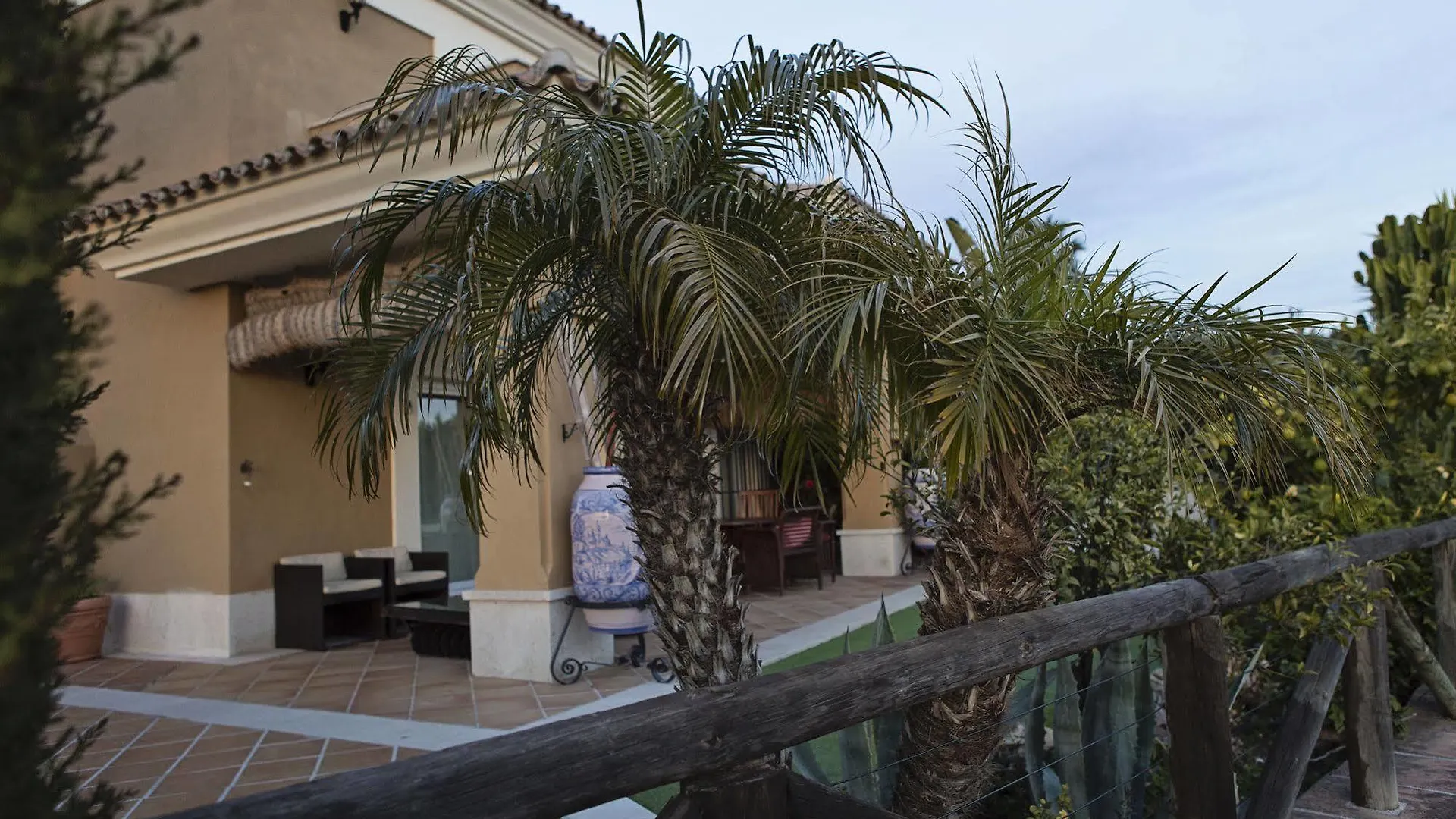 Villa Santa Clara Golf Marbella Spain